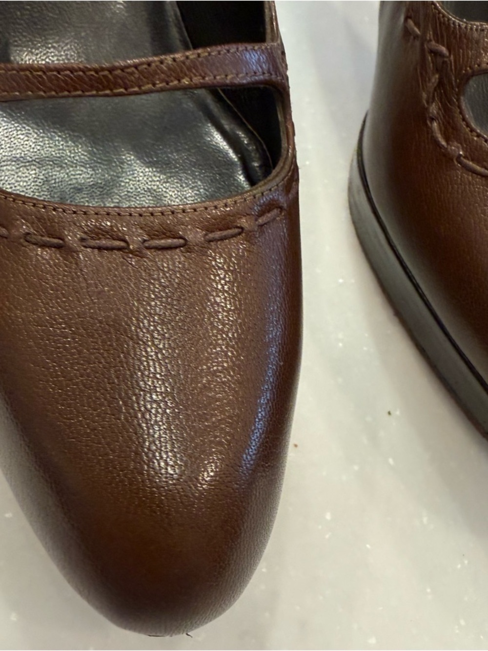 Stuart Weitzman Women's Brown Leather Mary Jane Heels Shoes Sz 8 EUC - Picture 3 of 14